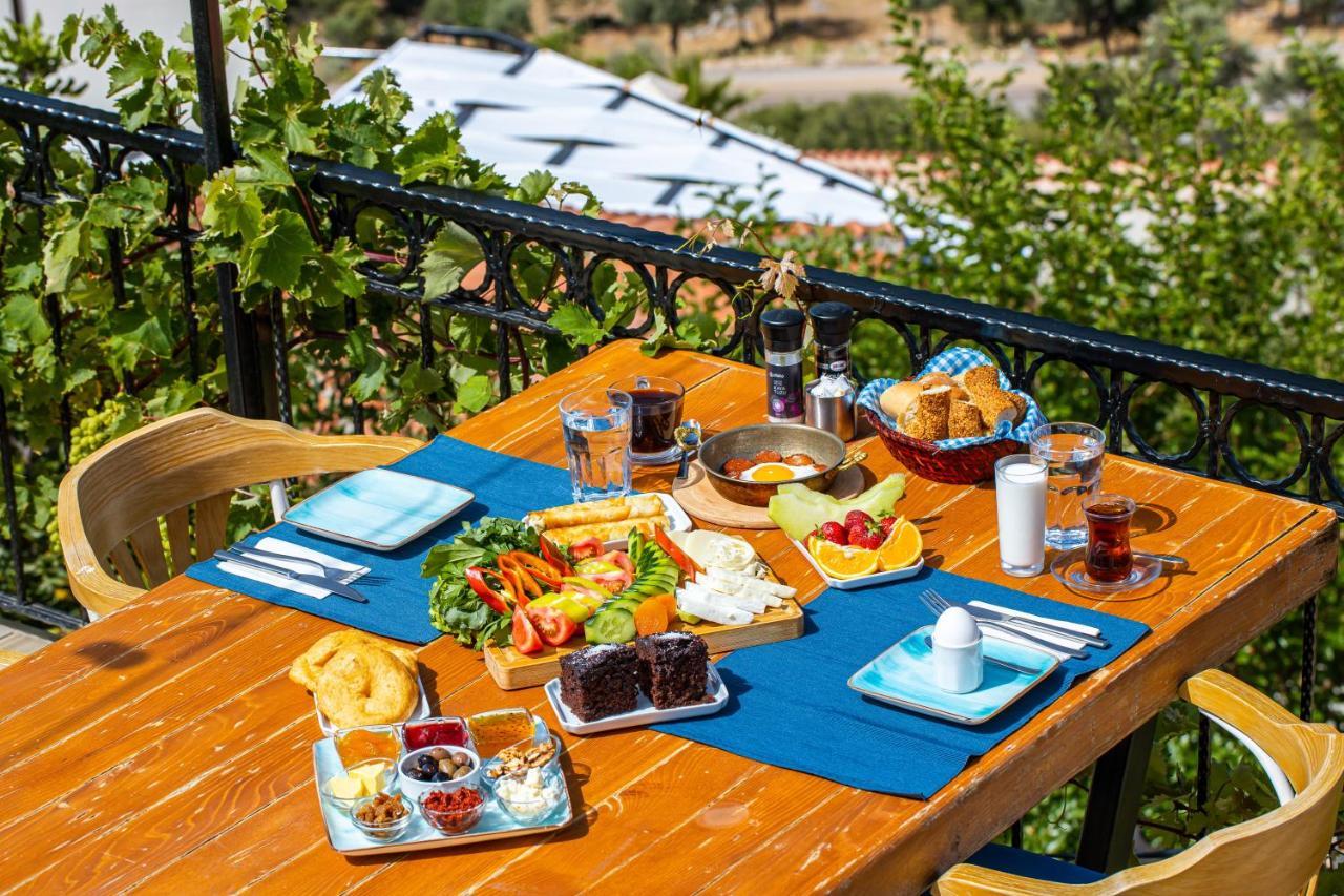 Elit Hotel Каш Екстериор снимка