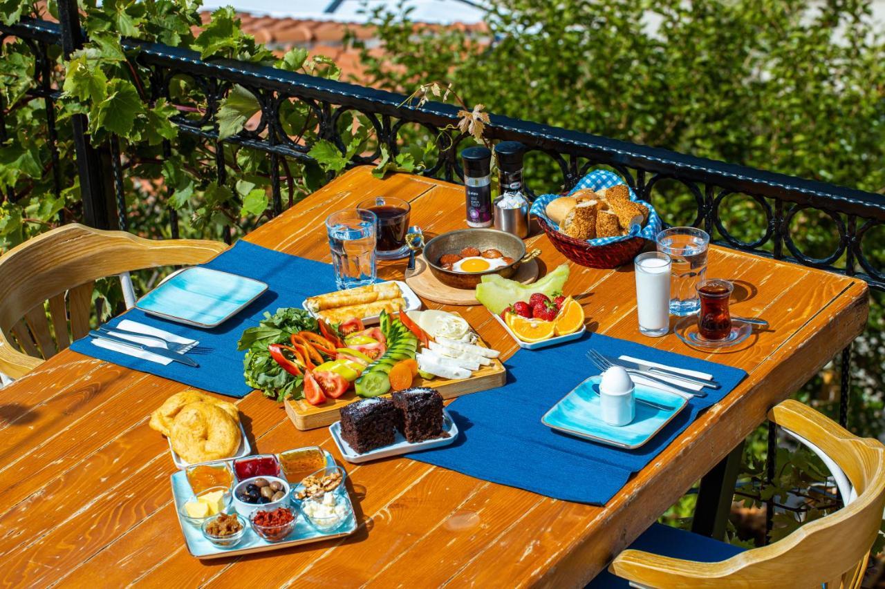 Elit Hotel Каш Екстериор снимка